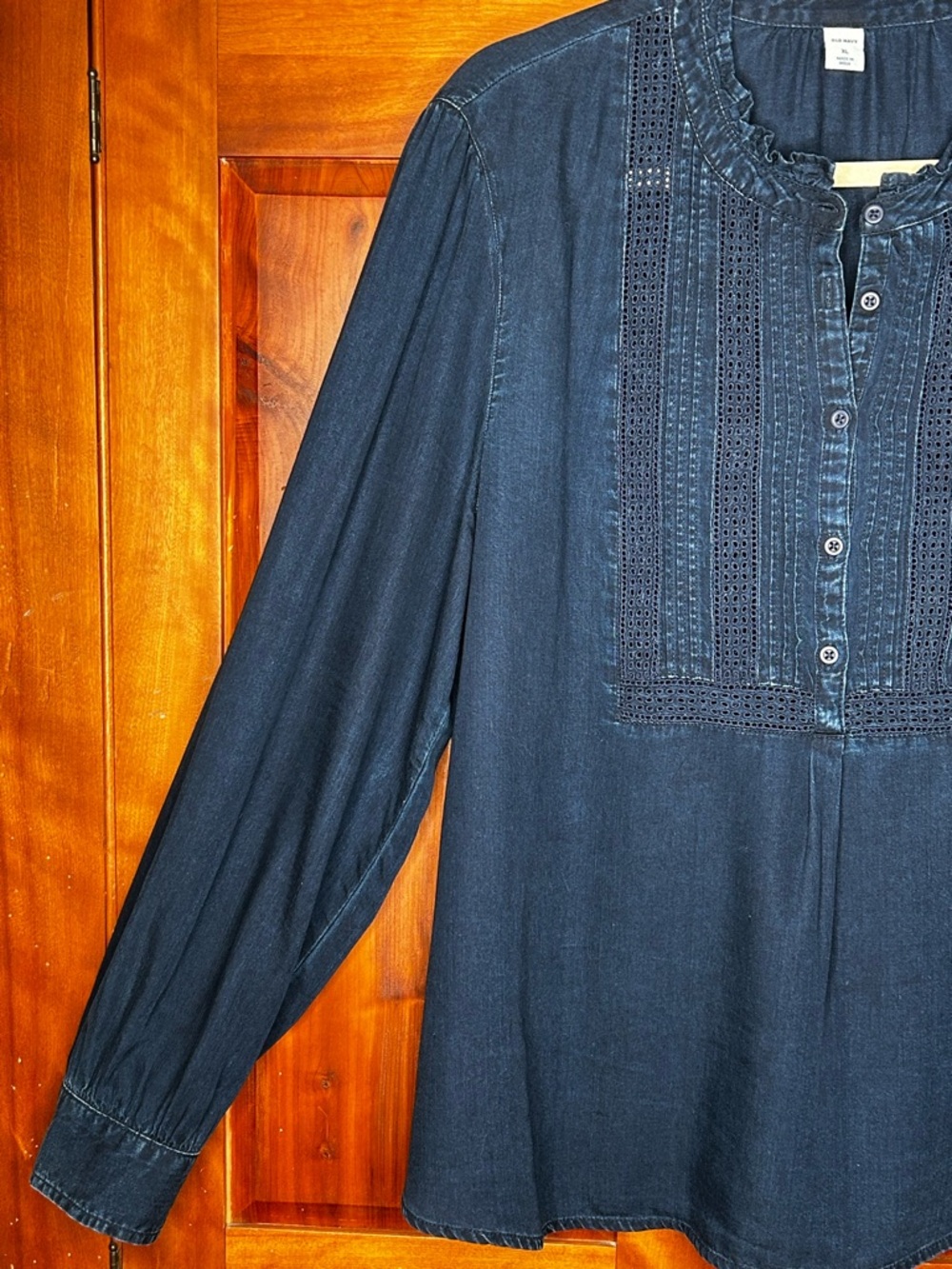 Chambray Embroidered Lace Cutwork Yoke Long Sleeve Blouse Peasant Cottagecore - Picture 6 of 14